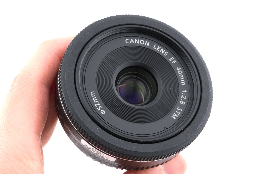 Canon 40mm f2.8 STM