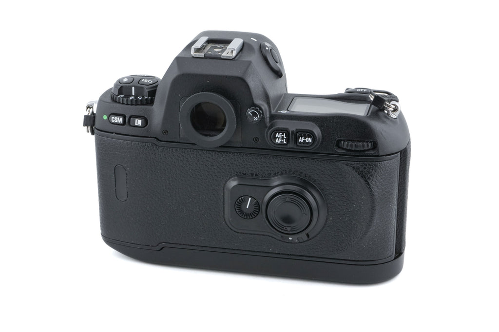 Nikon F100