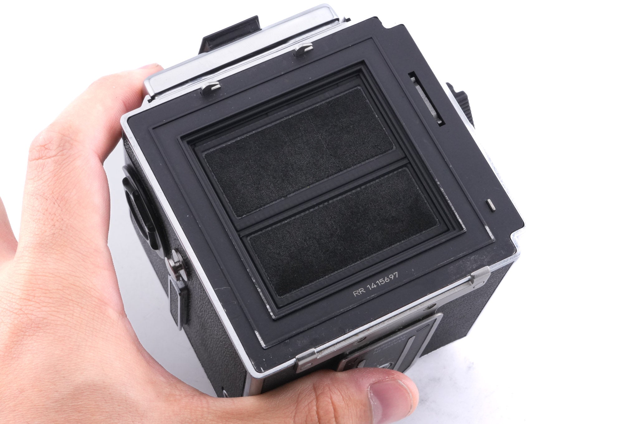 Hasselblad 503CX (Silver, 10026) + 80mm f2.8 Planar T* CF (20029) + A12N Film Magazine + Waist Level Finder (New / Chrome, 42315) + Acute Matte Focusing Screen (42165)