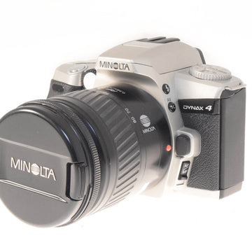Minolta Dynax 4 + 28-80mm f3.5-5.6 AF Zoom