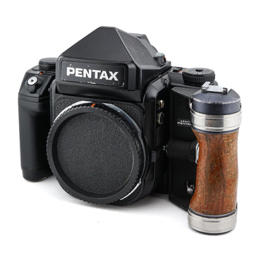 Pentax 67 II + 6x7 Wooden Hand Grip