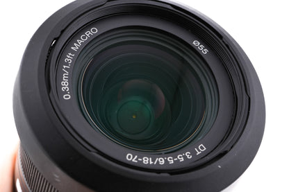 Sony 18-70mm f3.5-5.6 DT Macro