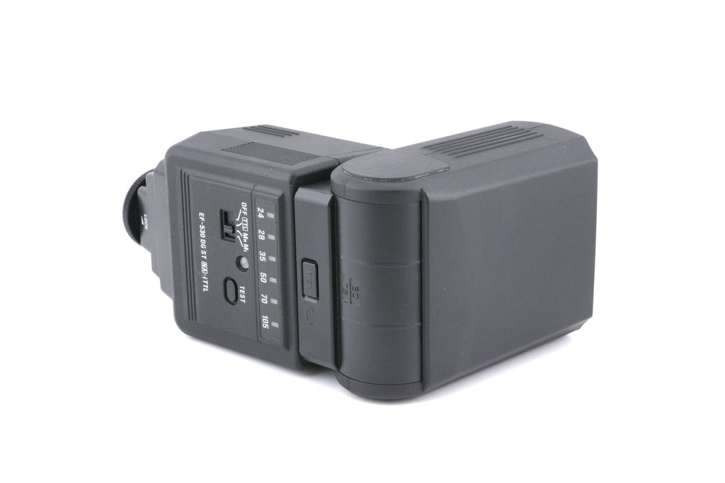 Sigma EF-530 DG ST Flash