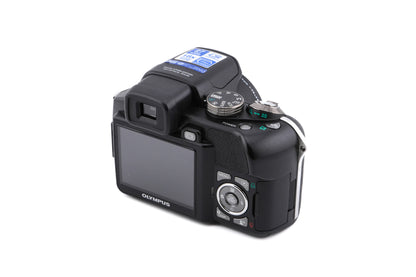 Olympus SP-560UZ