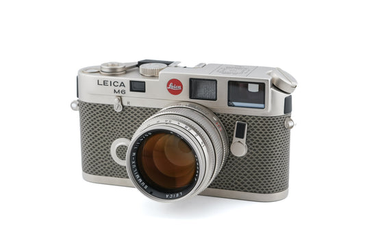 Leica  M6 "150 Jahre Photographie, 75 Jahre Leica Photographie" + 50mm f1.4 Summilux-M Platinum "150 Jahre Photographie, 75 Jahre Leica Photographie" (10450)