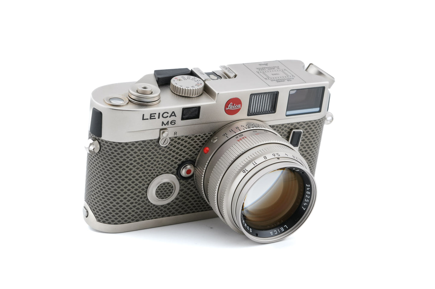 Leica M6 "150 Jahre Photographie, 75 Jahre Leica Photographie" + 50mm f1.4 Summilux-M Platinum "150 Jahre Photographie, 75 Jahre Leica Photographie" (10450)