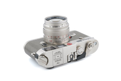 Leica M6 "150 Jahre Photographie, 75 Jahre Leica Photographie" + 50mm f1.4 Summilux-M Platinum "150 Jahre Photographie, 75 Jahre Leica Photographie" (10450)