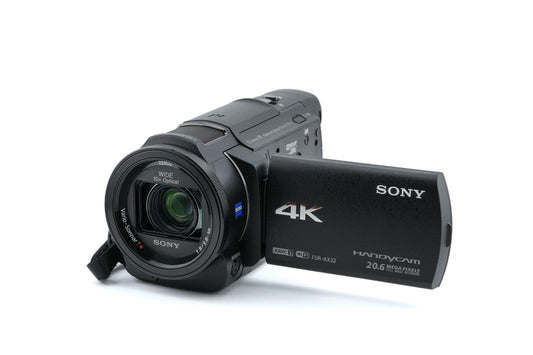 Sony Handycam FDR-AX33 - Camera