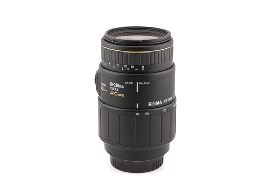 Sigma 70-210mm f3.5-4.5 APO Macro - Lens