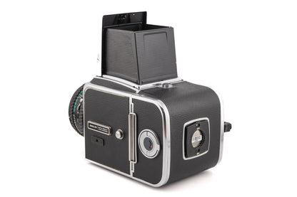 Hasselblad 500C/M + 80mm f2.8 Planar T* C + A12 Film Magazine (30074 Chrome) + Waist Level Finder (Old / 42021 Chrome)