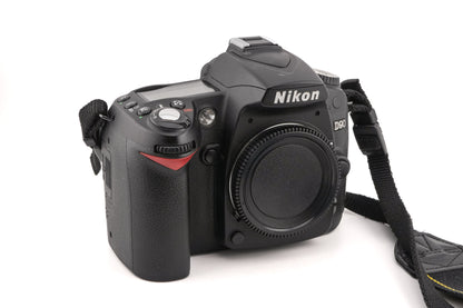 Nikon D90