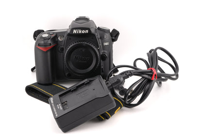 Nikon D90