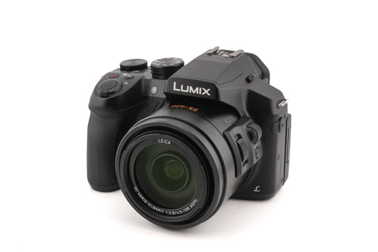 Panasonic Lumix DMC-FZ300 - Camera