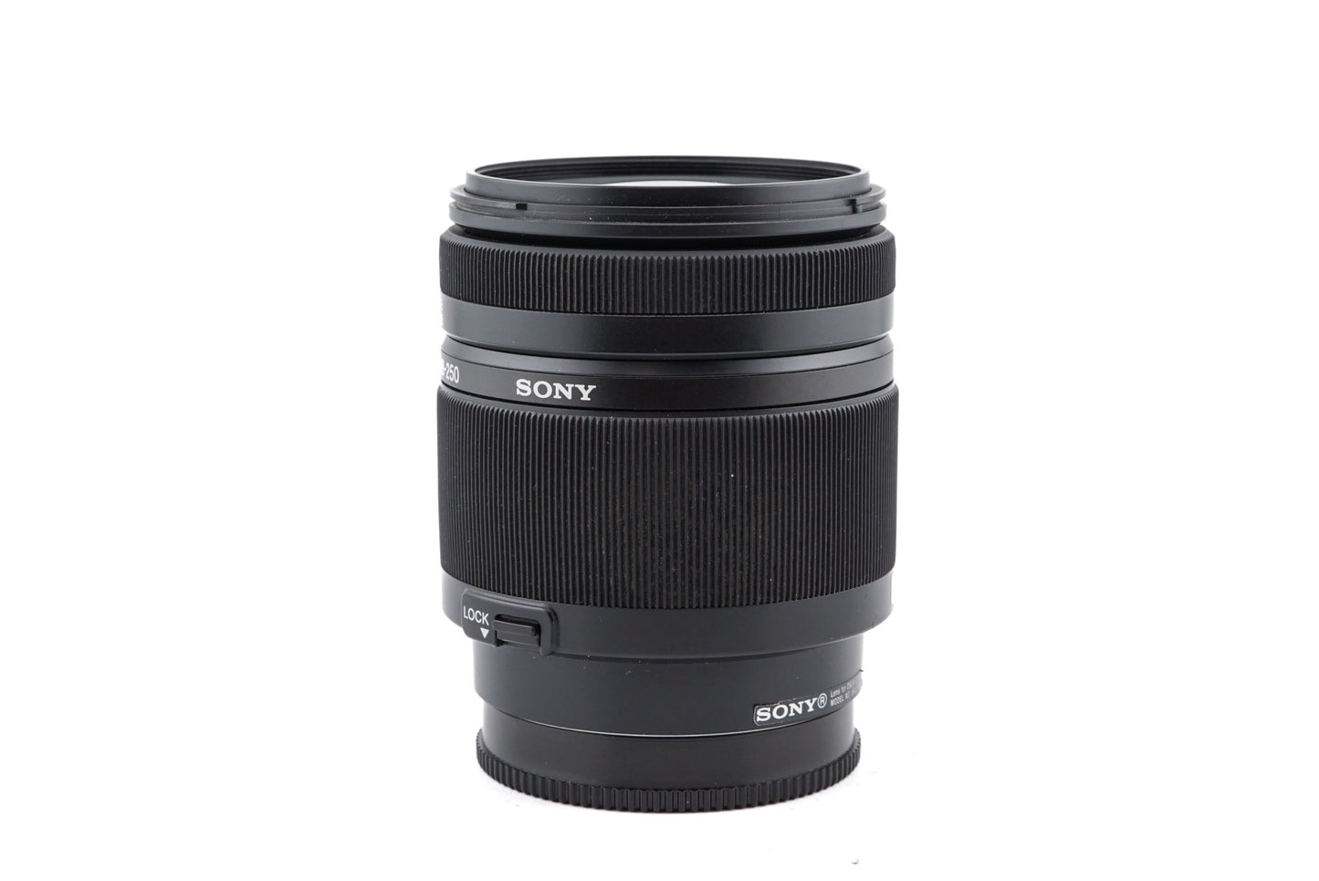 Sony 18-250mm f3.5-6.3 DT