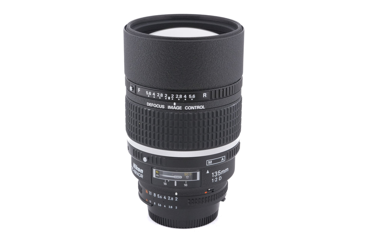 Nikon 135mm f2 AF DC-Nikkor D
