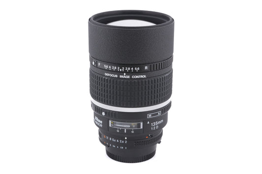 Nikon 135mm f2 AF DC-Nikkor D