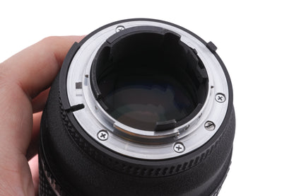 Nikon 135mm f2 AF DC-Nikkor D