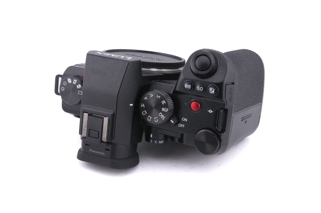 Panasonic Lumix DC-S5 II