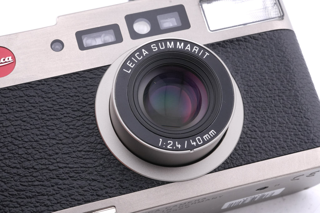 Leica CM (18130)