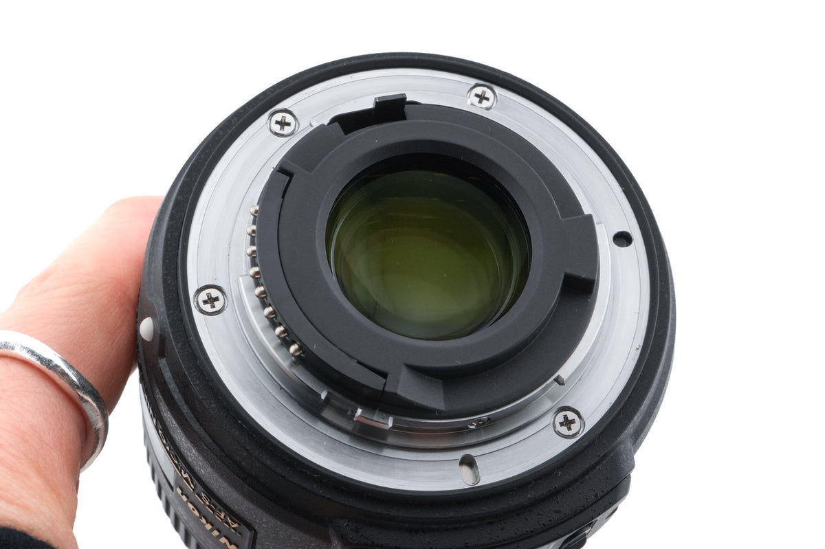 Nikon 40mm f2.8 AF-S Micro Nikkor G