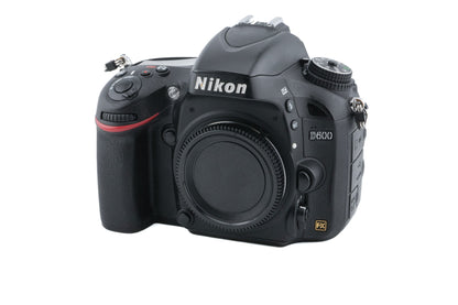 Nikon D600