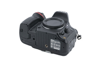 Nikon D600