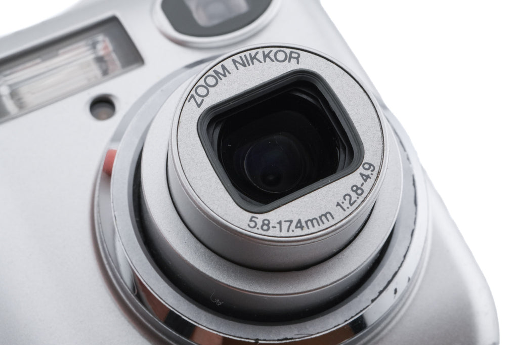 Nikon Coolpix 4100