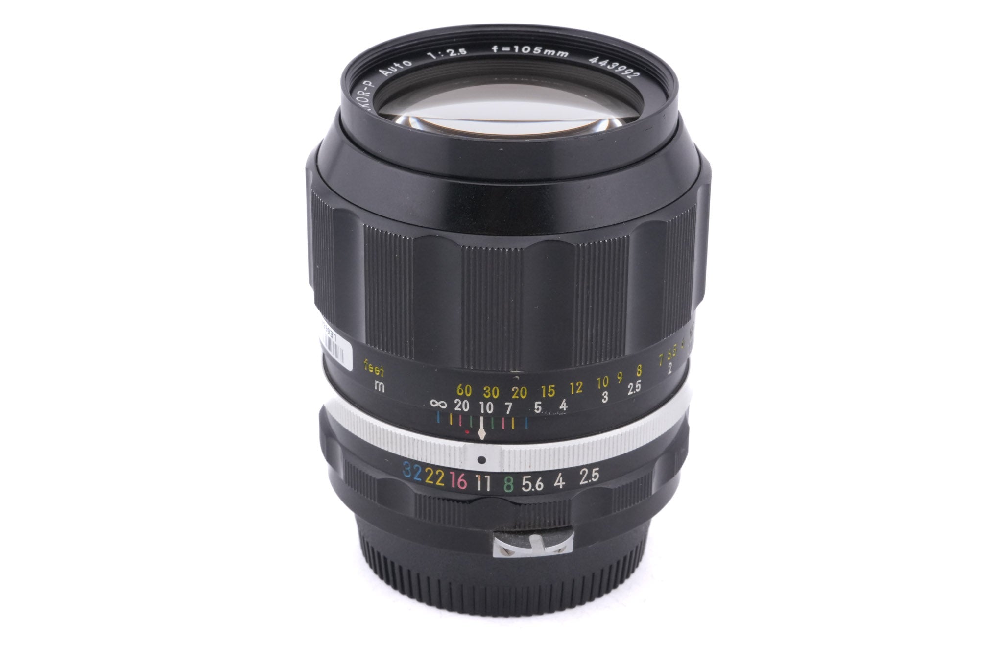 Nikon 105mm f2.5 Nikkor-P Auto Pre-AI + HS-4 Lens Hood