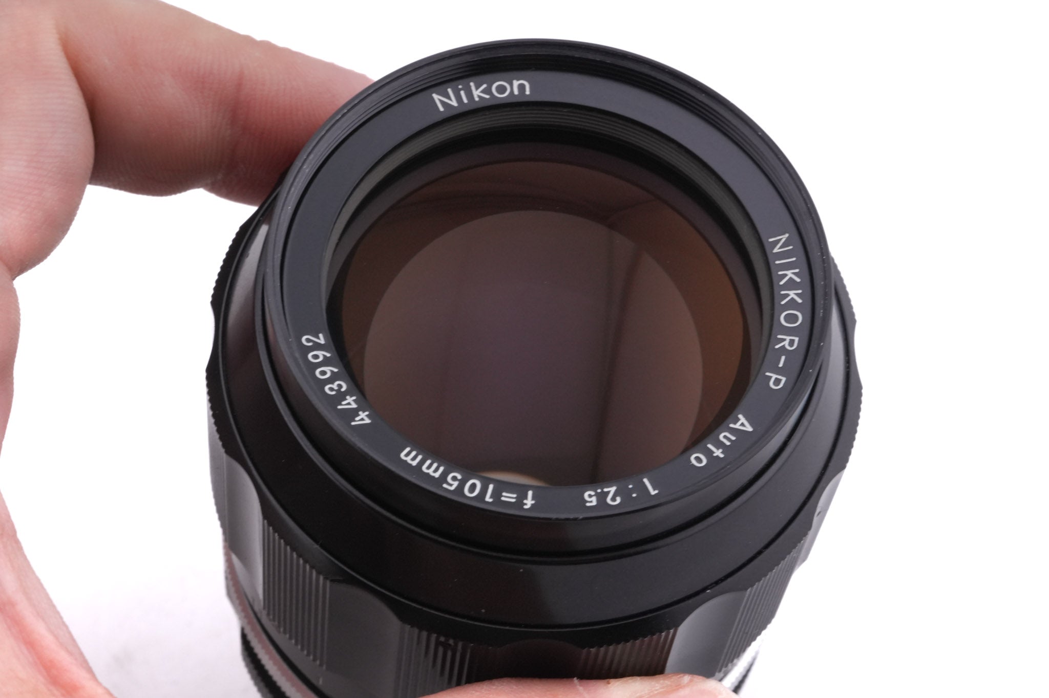Nikon 105mm f2.5 Nikkor-P Auto Pre-AI + HS-4 Lens Hood