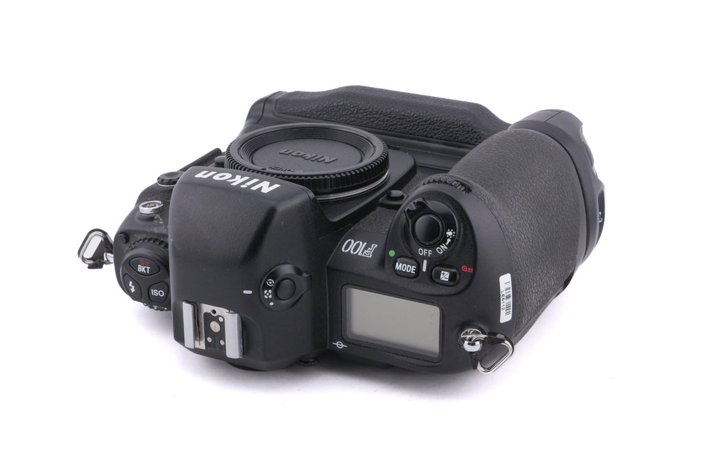 Nikon F100 + MB-15 Multi-Power High Speed Battery Pack