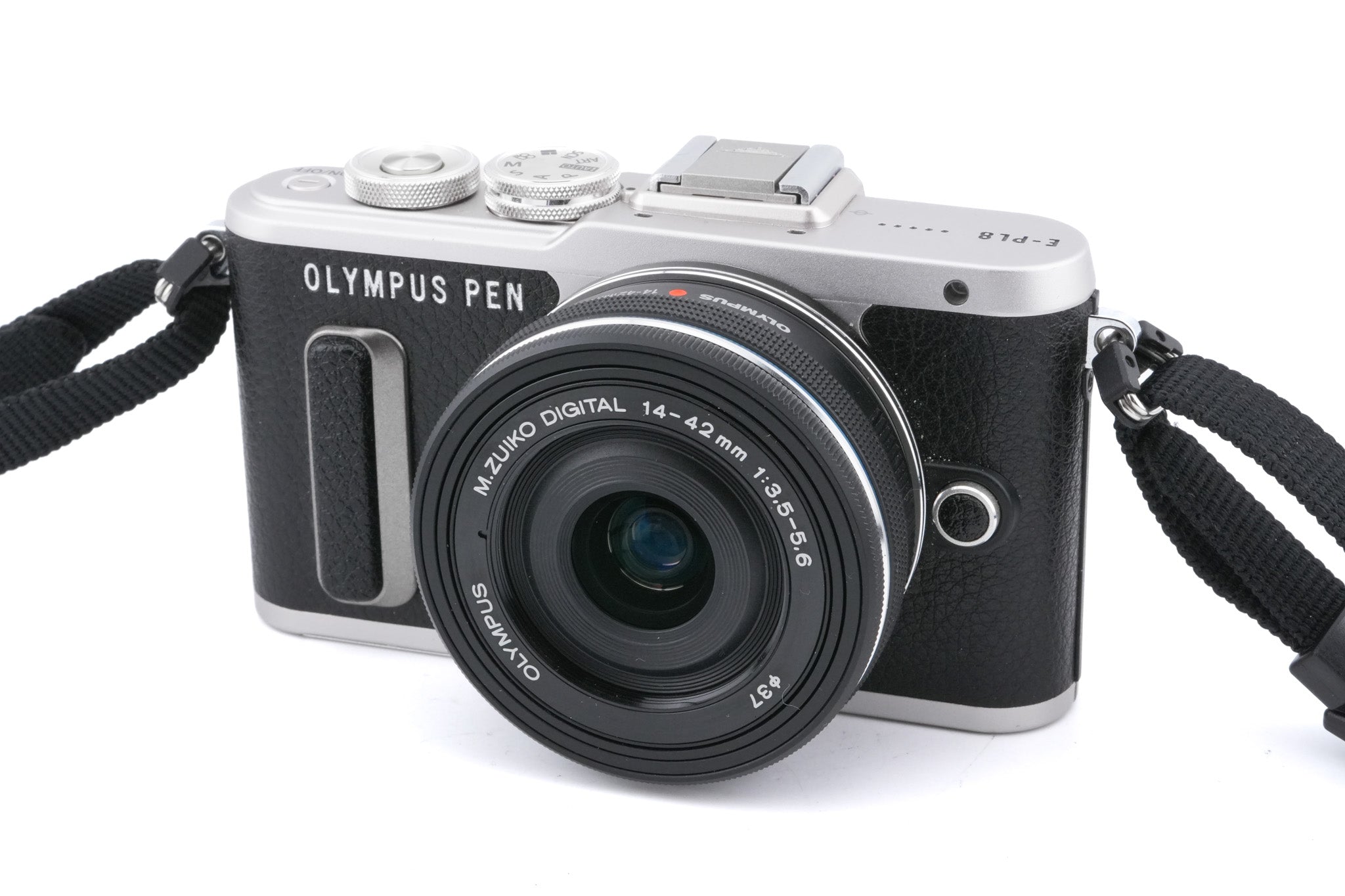 Olympus PEN E-PL8 + 14-42mm f3.5-5.6 M.Zuiko Digital EZ ED MSC – Kamerastore