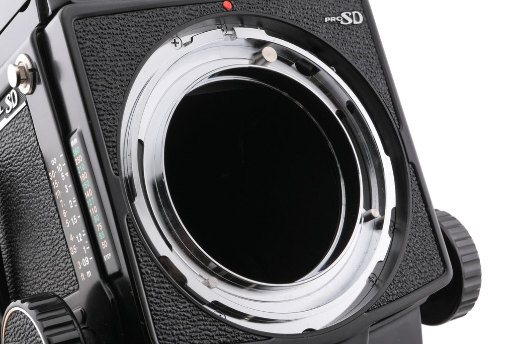 Mamiya RB67 Pro SD + Waist Level Finder + 120 6x7 Pro-SD Roll Film Holder