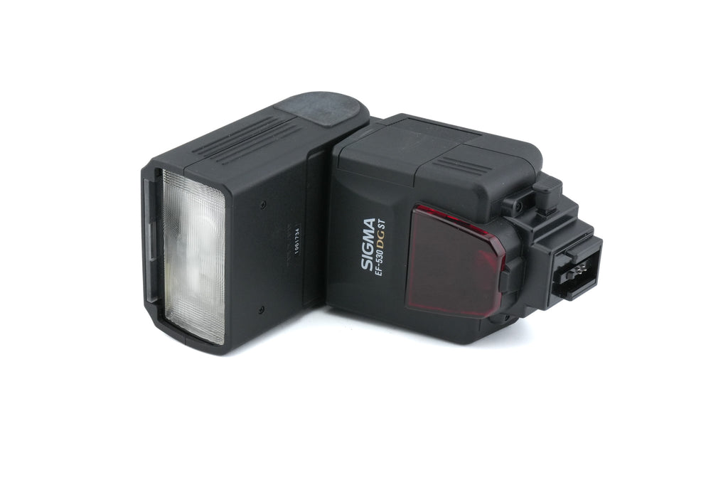 Sigma EF-530 DG ST