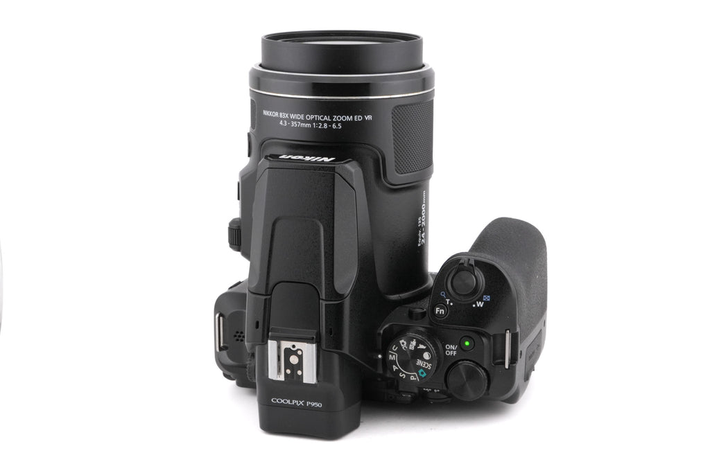 Nikon Coolpix P950