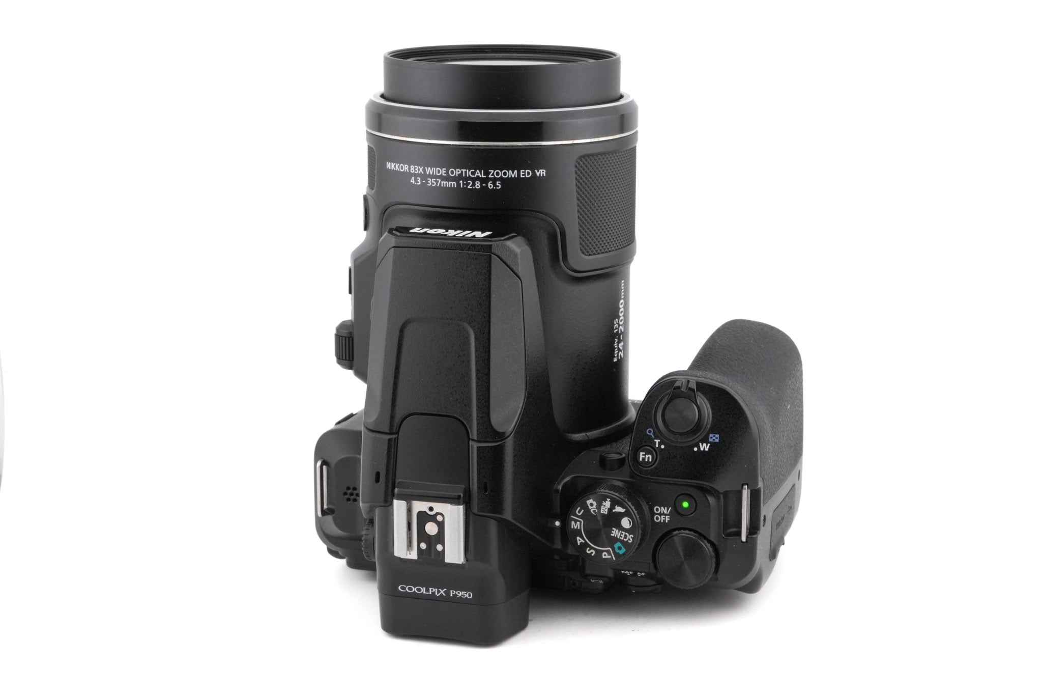 Nikon Coolpix P950