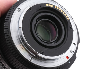 Sigma 17-70mm f2.8-4 DC HSM OS Macro