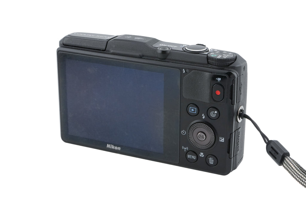 Nikon Coolpix S9700