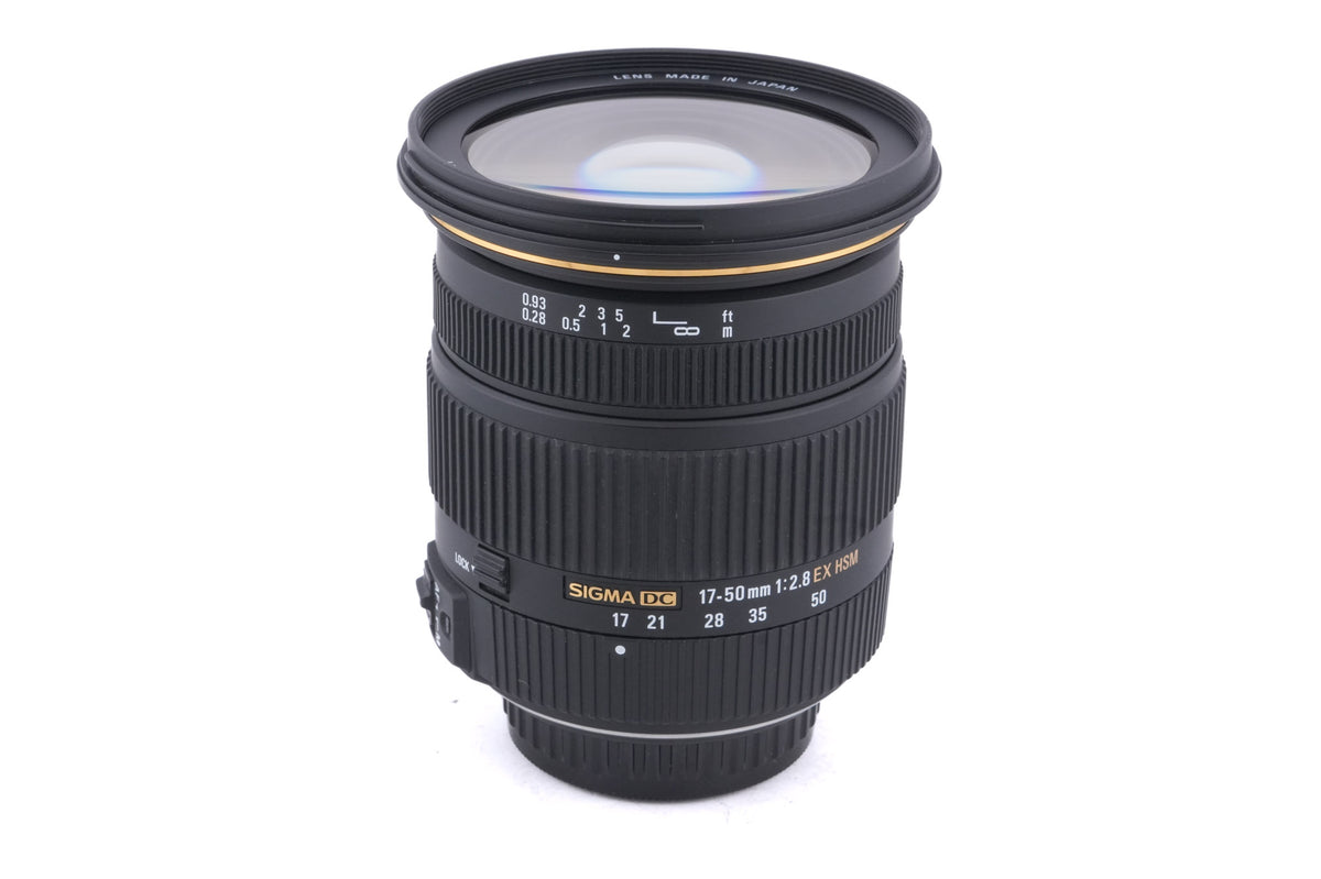 Sigma 17-50mm f2.8 EX DC HSM