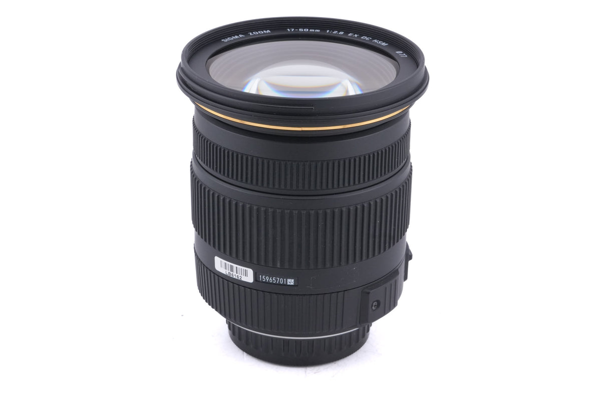 Sigma 17-50mm f2.8 EX DC HSM