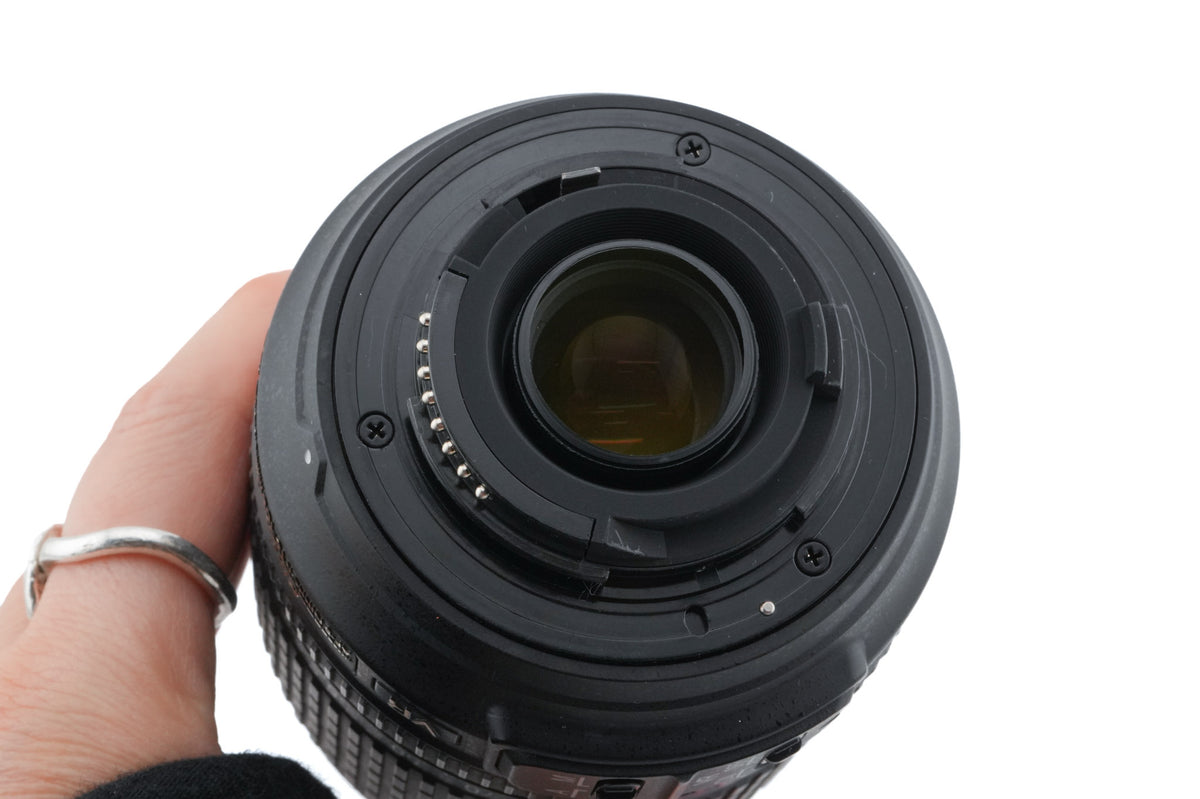 Nikon 18-105mm f3.5-5.6 AF-S Nikkor G ED VR