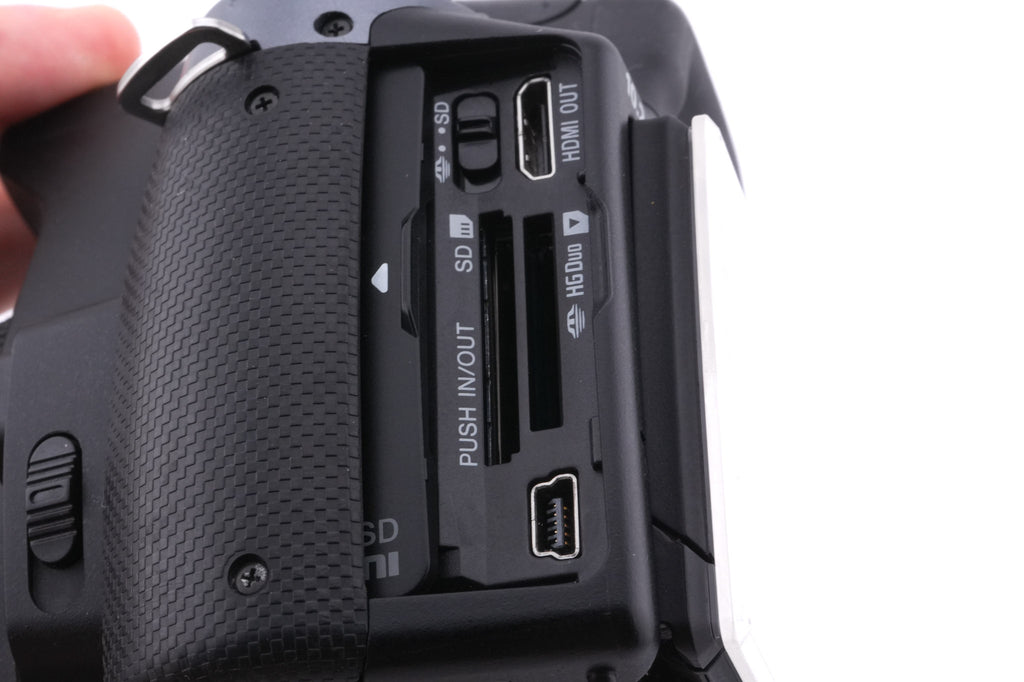 Sony A330
