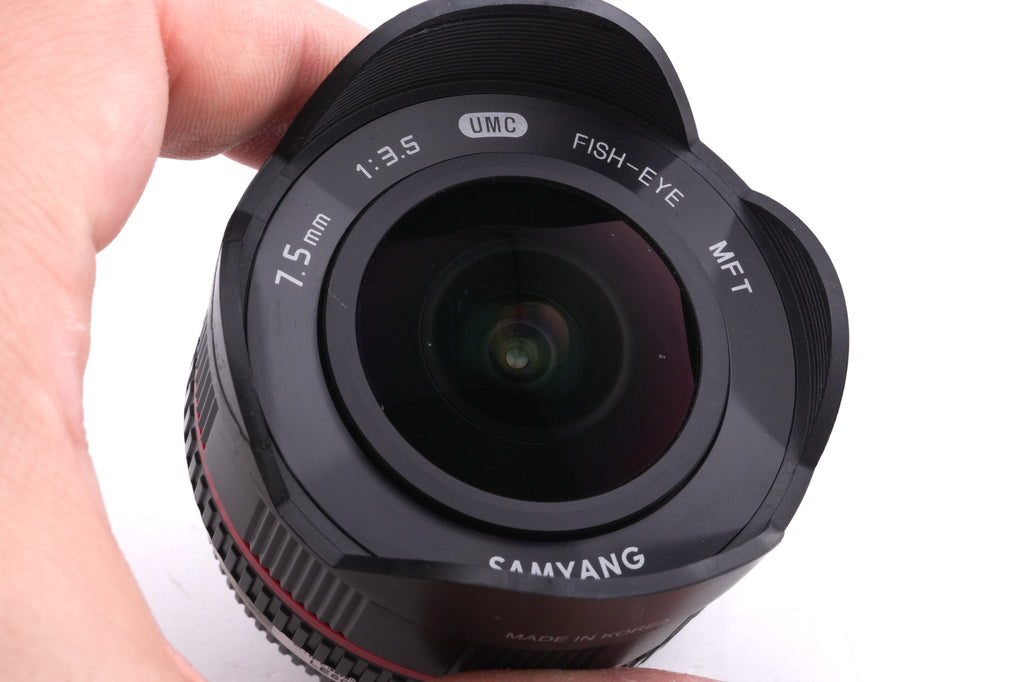 Samyang 7.5mm f3.5 UMC Fish-Eye