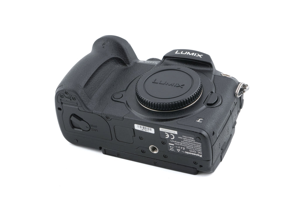 Panasonic Lumix DC-GH5