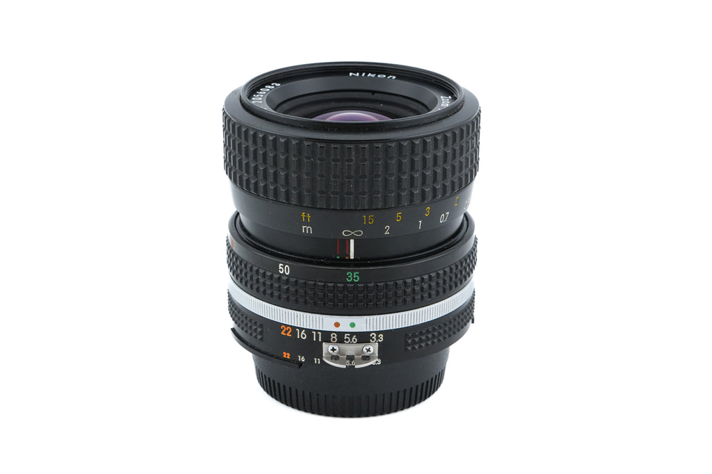Nikon 35-70mm f3.3-4.5 Zoom-Nikkor AI-S