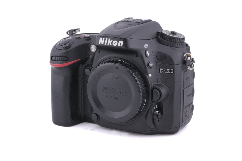 Nikon D7200