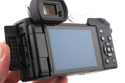 Panasonic Lumix DMC-GX8