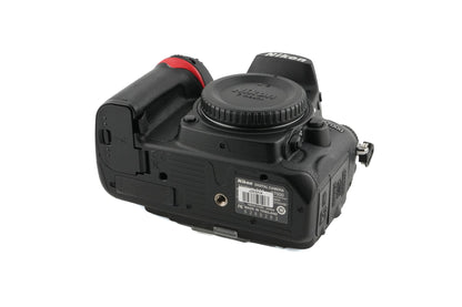 Nikon D7000