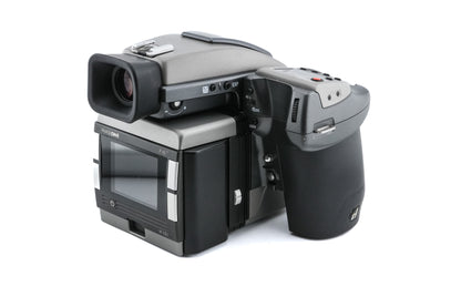Hasselblad H1 + 80mm f2.8 HC + P40+ Digital Back + HV 90x Viewfinder