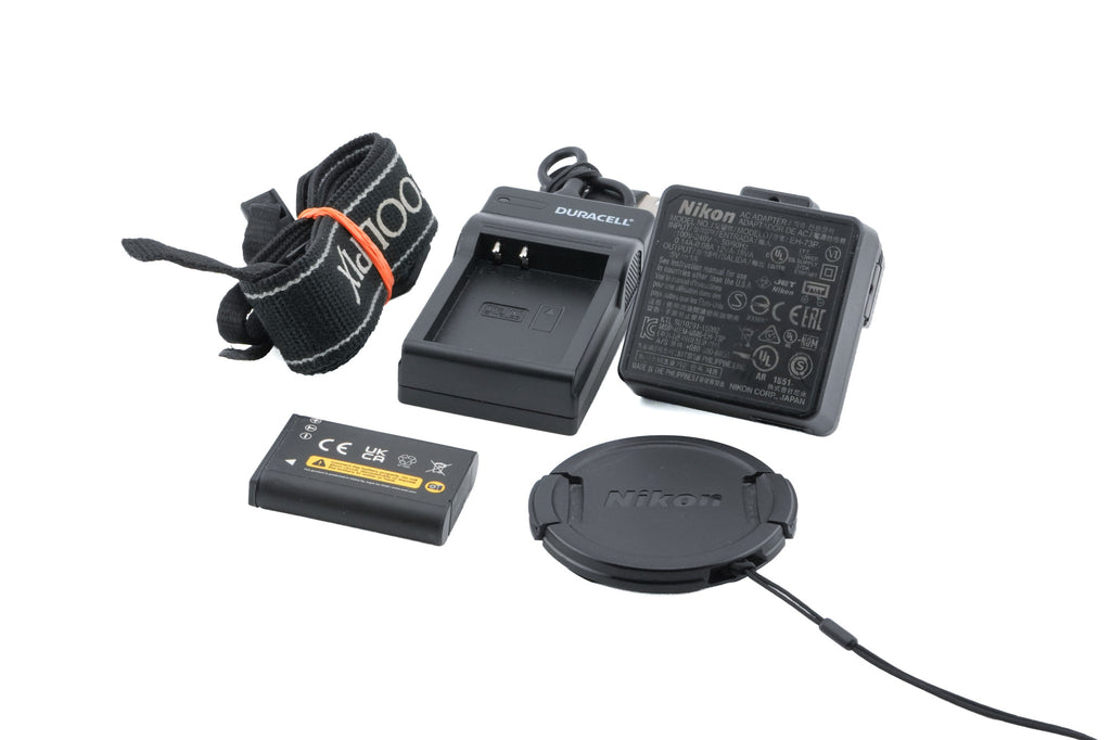 Nikon Coolpix B700