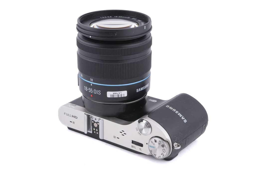 Samsung NX210 + 18-55mm f3.5-5.6 III OIS i-Function